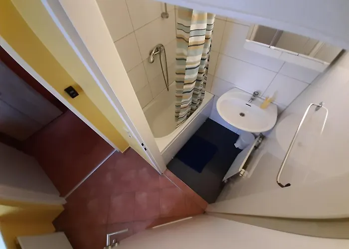 Monterooms Schoenbrunn 10 Minutes To Downtown *