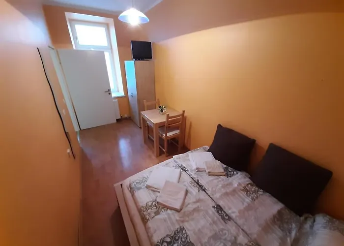 Hospedagem domiciliar Monterooms Schoenbrunn 10 Minutes To Downtown Viena