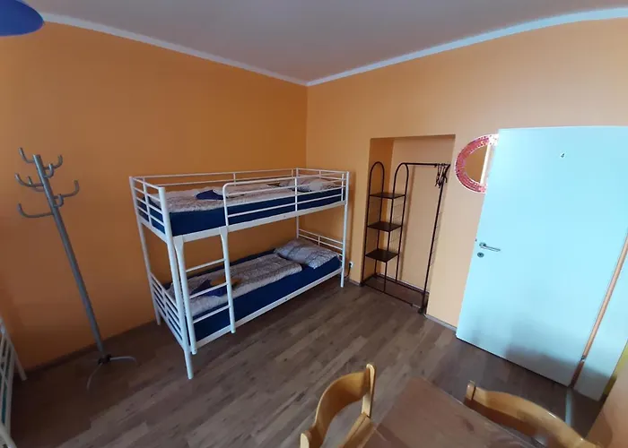 Monterooms Schoenbrunn 10 Minutes To Downtown *