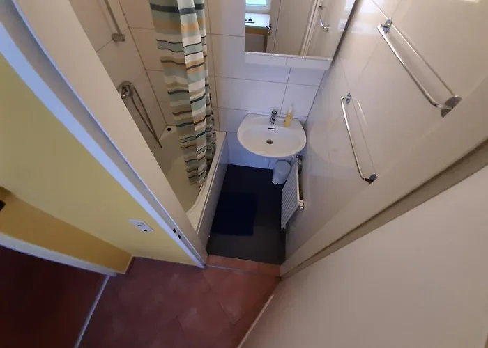 Monterooms Schoenbrunn 10 Minutes To Downtown * Viena