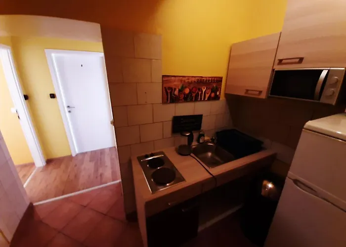 Monterooms Schoenbrunn 10 Minutes To Downtown *
