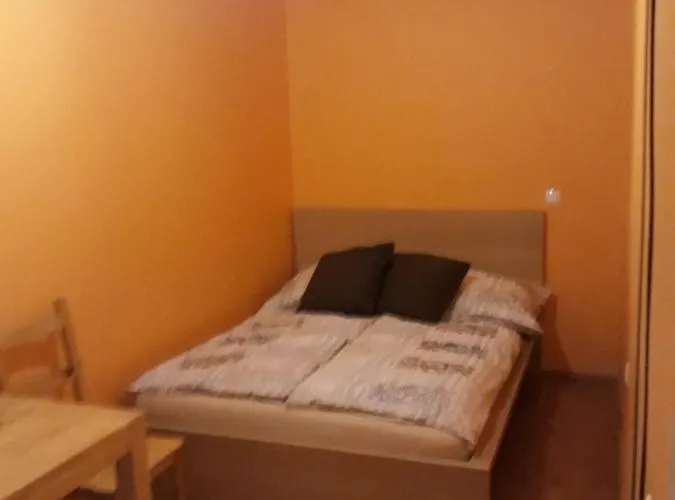 Monterooms Schoenbrunn 10 Minutes To Downtown *